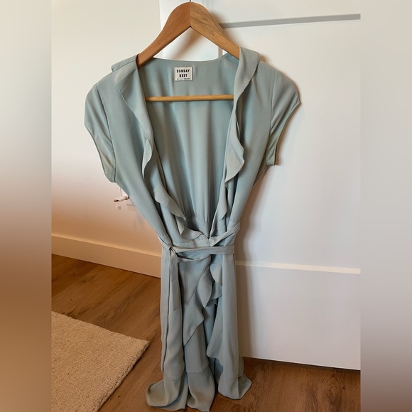 Sunday Best Ruffle Dress - Picture 1 of 3